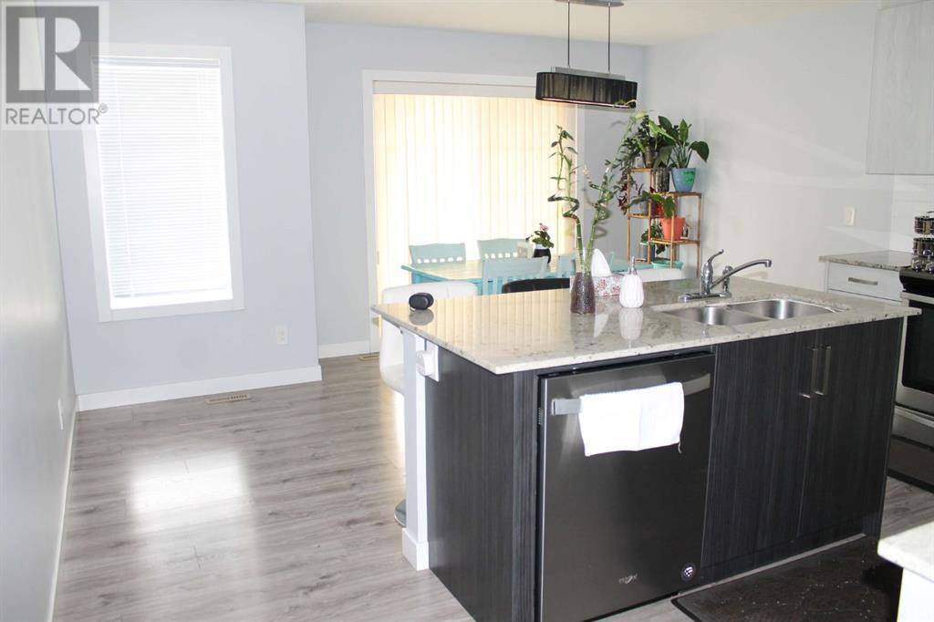 Calgary, AB T3R0Z8,168 Sage Hill Grove NW
