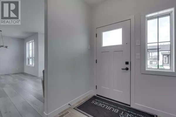 Red Deer, AB T4P0Y7,439 Townsend Street