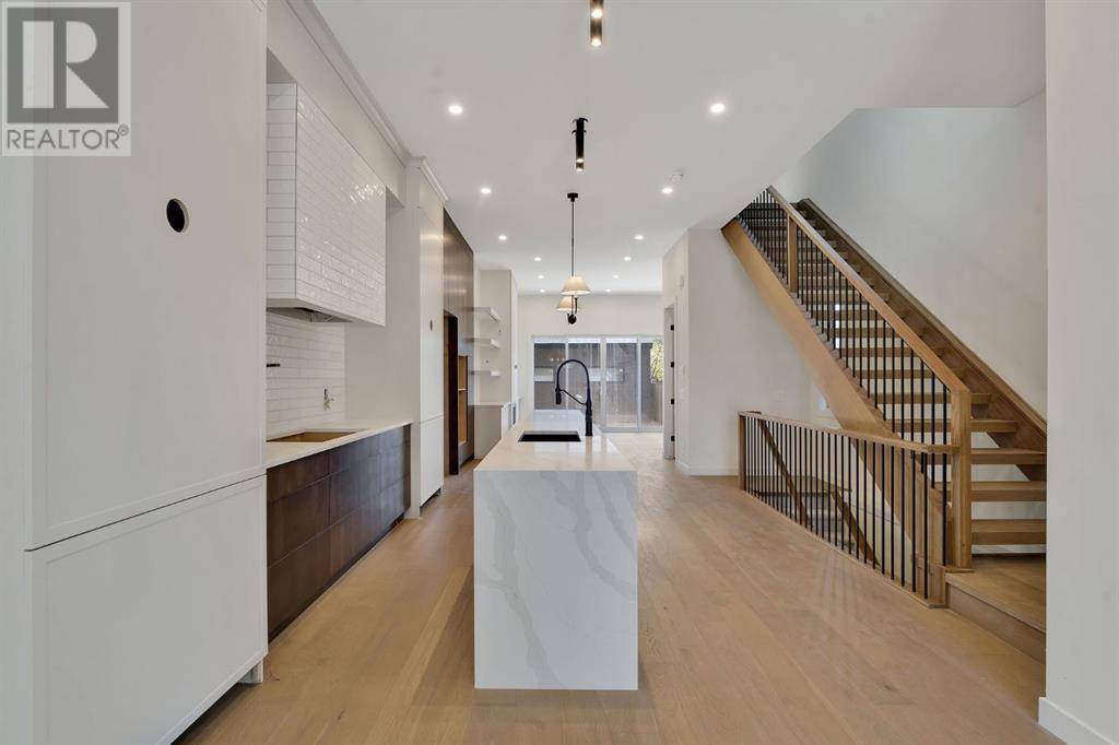 Calgary, AB T2T5C3,5020 21A Street SW