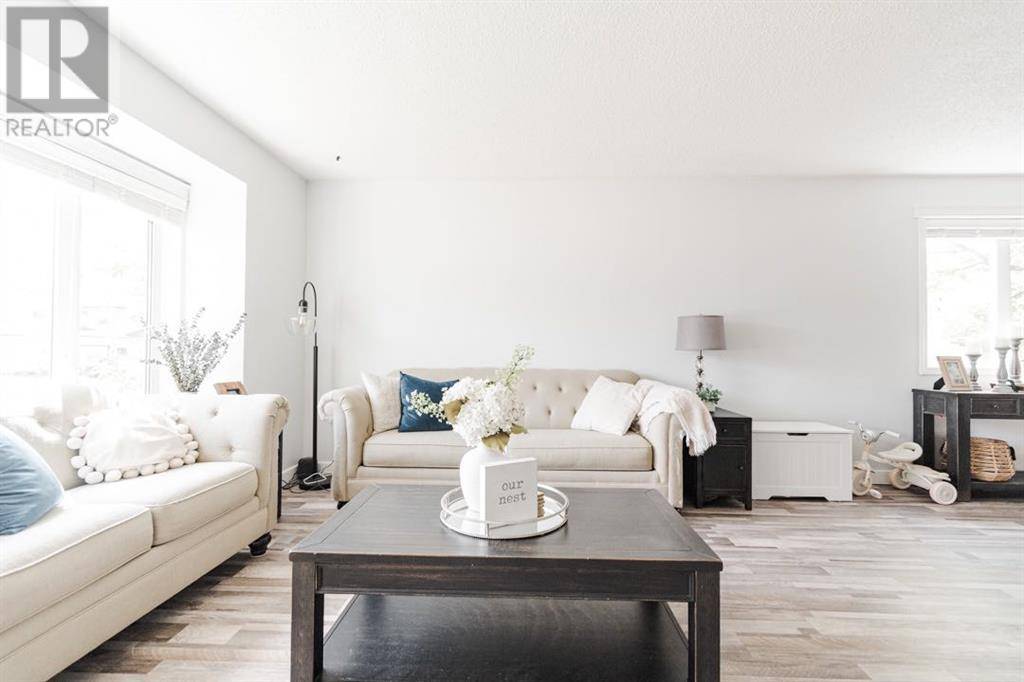 Fort Mcmurray, AB T9K2C4,182 Berens Place