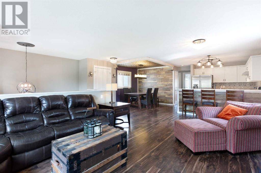 Calgary, AB T2Z0J3,20 Copperstone Terrace SE