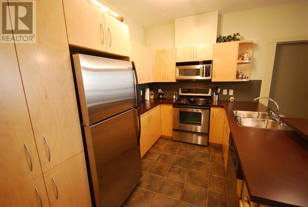 Calgary, AB T3H5V5,212, 69 Springborough Court SW