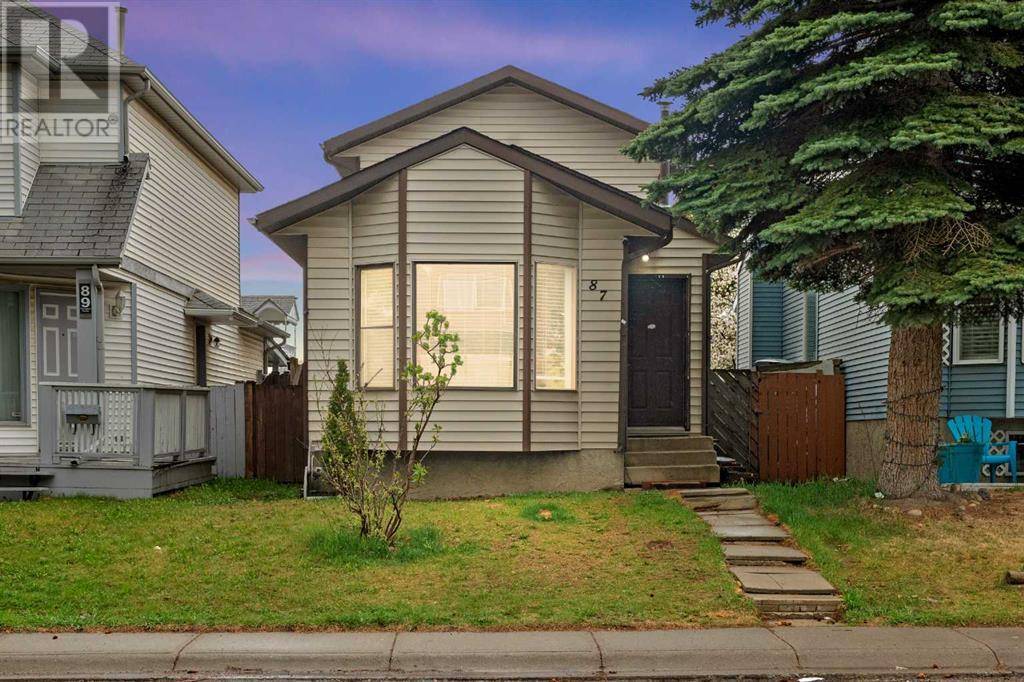 Calgary, AB T3J2M4,87 Taraglen Road NE