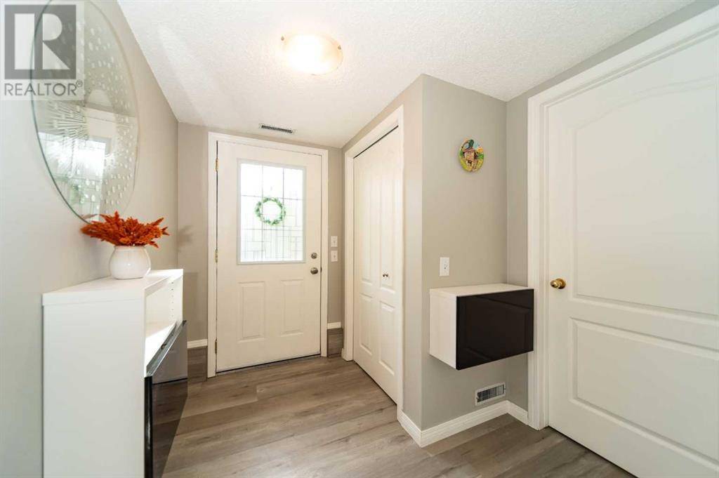 Calgary, AB T2T3T5,2301 14 Street SW