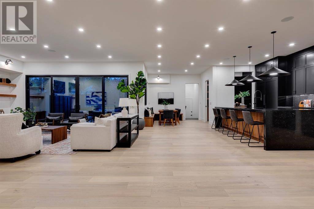 Calgary, AB T2S1Z8,4515 4A Street SW