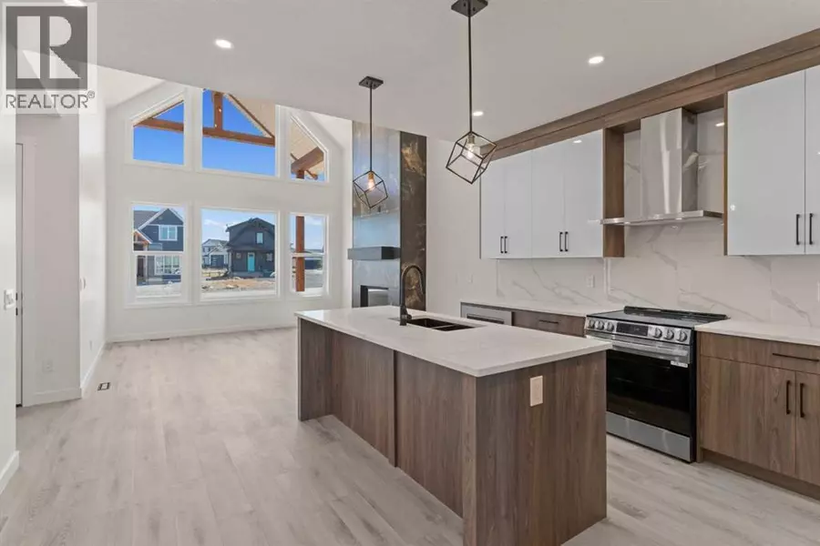 38 Cottageclub Lane, Rural Rocky View County, AB T4C1B1