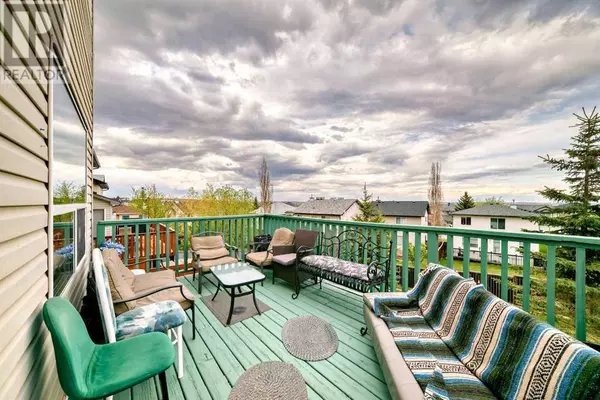 Calgary, AB T3K5L7,158 Panamount Drive NW