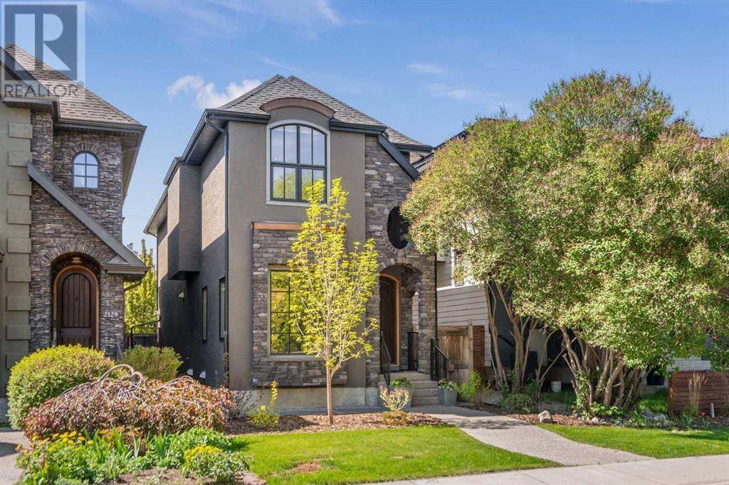 2131 Broadview Road NW, Calgary, AB T2N3J1
