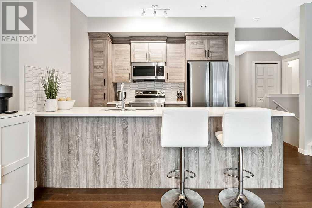 Cochrane, AB T4C2M2,1102, 250 Fireside View