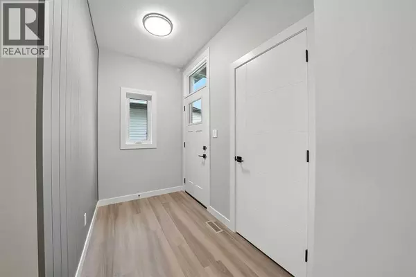 Red Deer, AB T4P0Y8,45 Thorkman Avenue