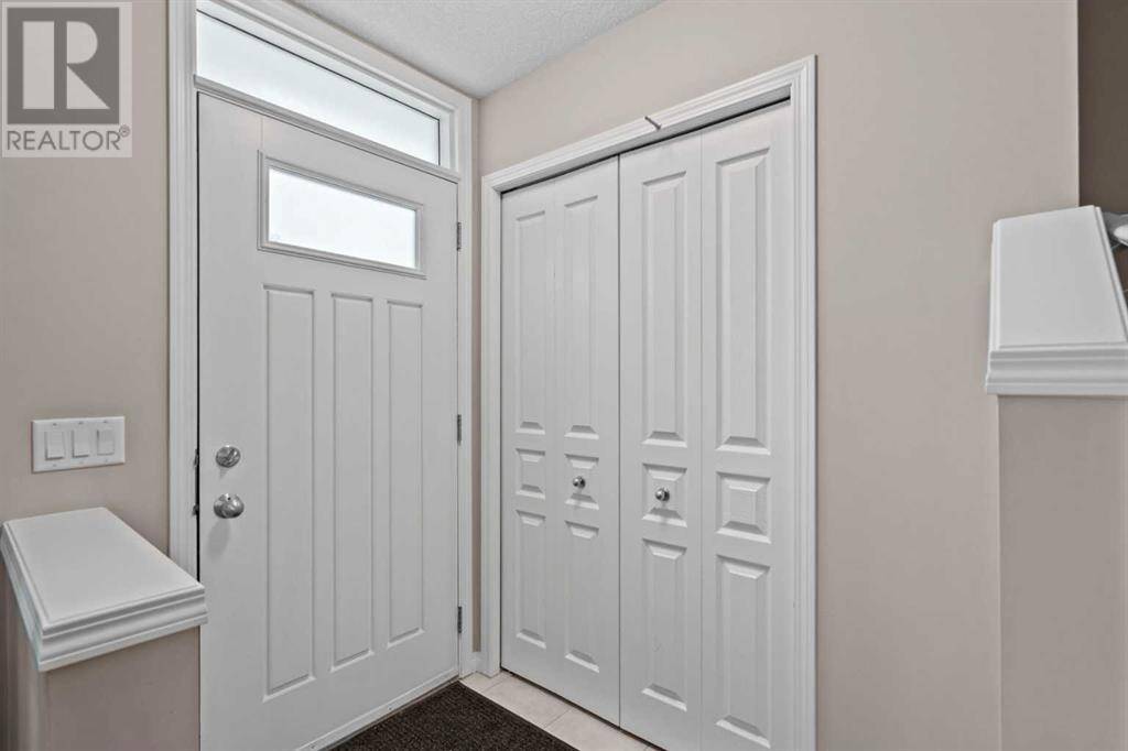 Calgary, AB T3M0Y7,719 Auburn Bay Square SE