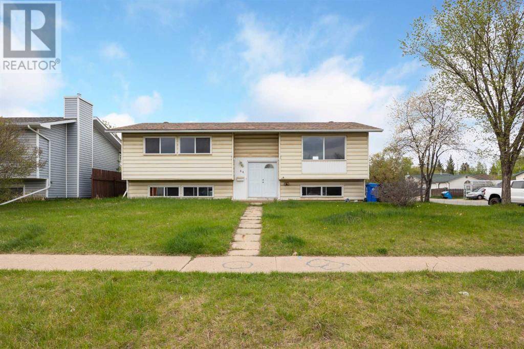 44 CENTENNIAL Drive, Fort Mcmurray, AB T9H1J3