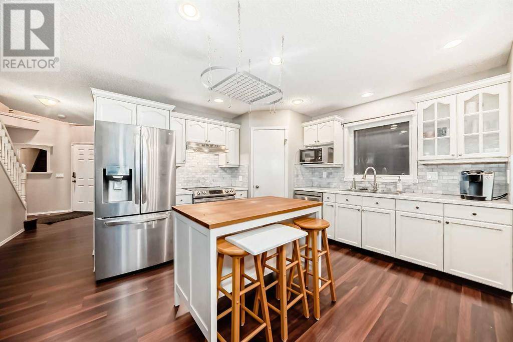 Okotoks, AB T1S1V6,10 Westfall Crescent
