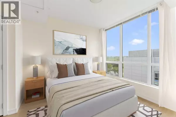 Calgary, AB T2P0S7,1102, 128 2 Street SW