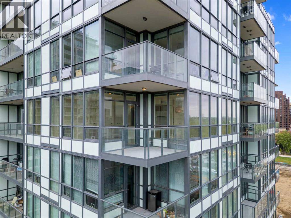Calgary, AB T2P0S7,1102, 128 2 Street SW