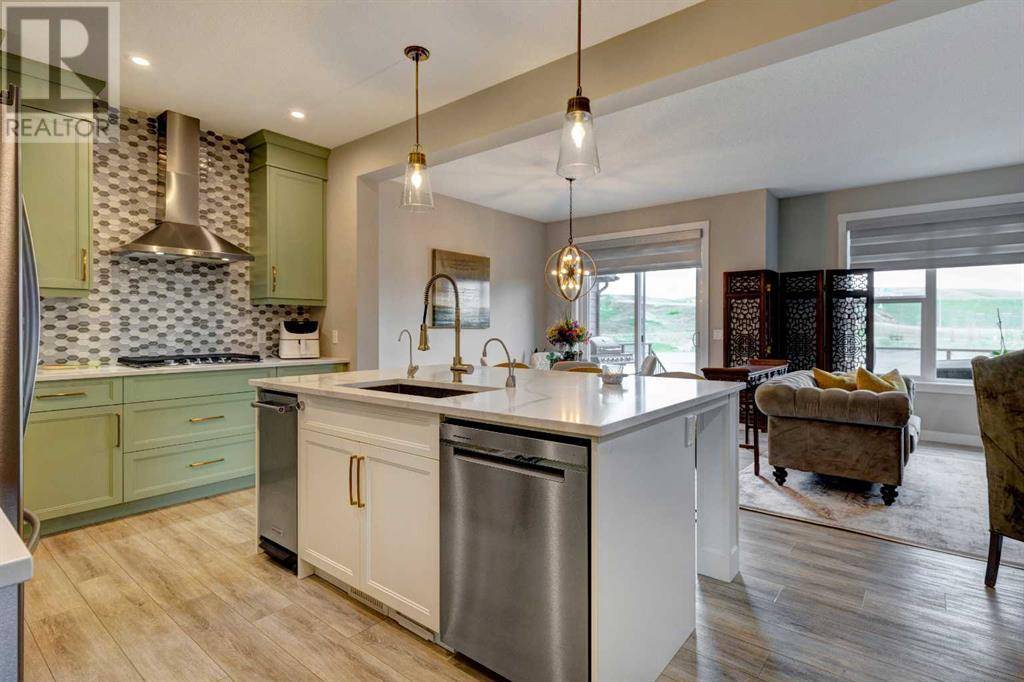Calgary, AB T3M3K6,144 Cranbrook Gardens SE