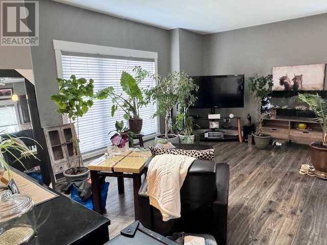 Lloydminster, AB T9V3P6,6034 18 Street