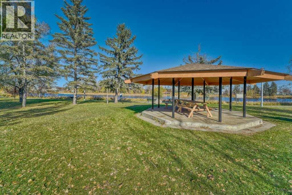 Strathmore, AB T1P1B8,12, 606 Lakeside Boulevard