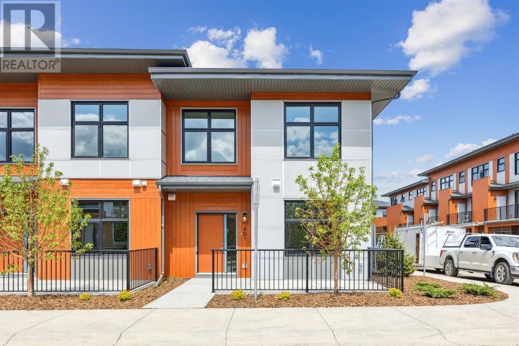 601, 400 Belmont Street SW, Calgary, AB T2X4C1