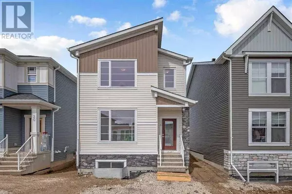 16 Amblefield Avenue NW, Calgary, AB T3P2C1