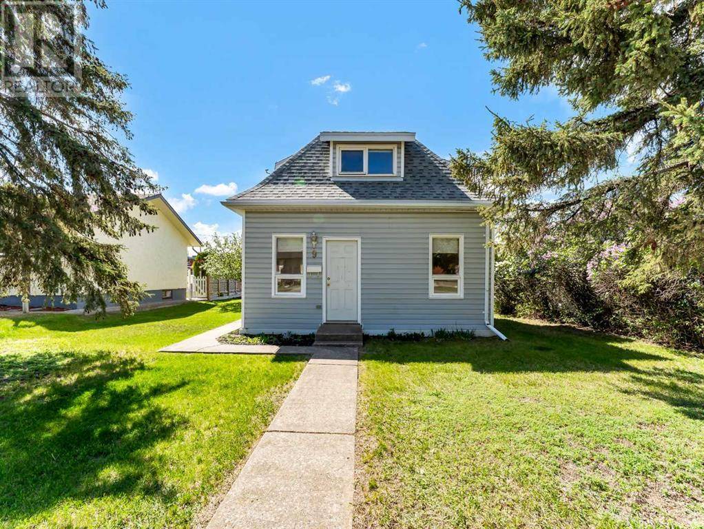 9 4 Street NE, Redcliff, AB T0J2P0