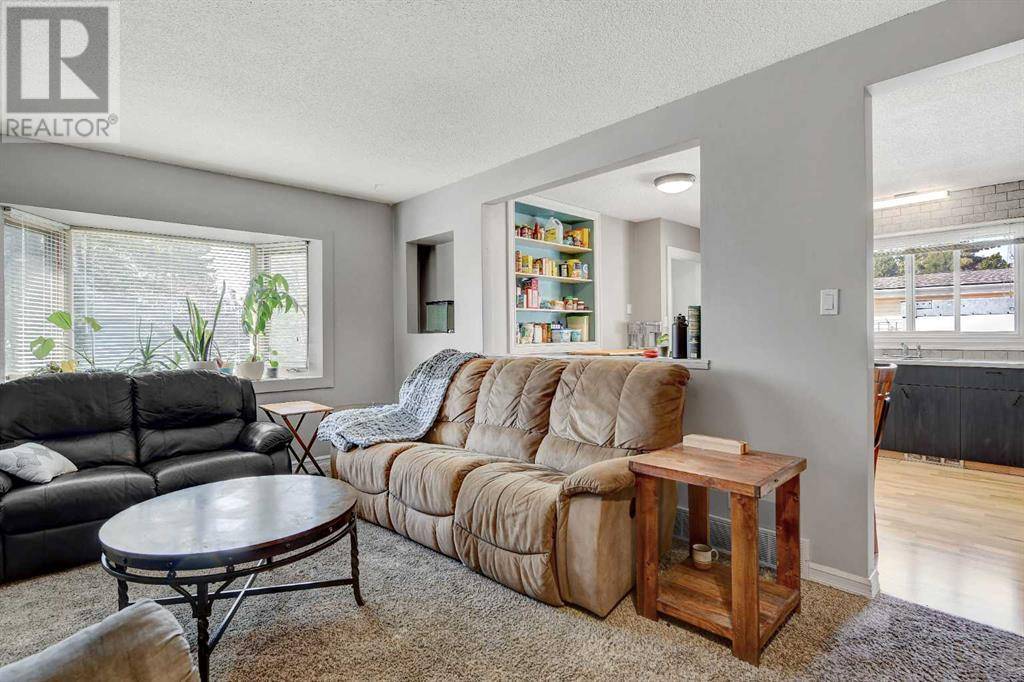 Grande Prairie, AB T8V3E7,11105 93A Street