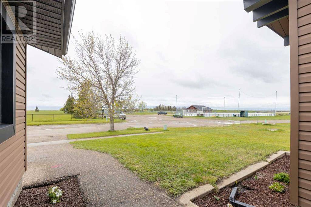 Irricana, AB T0M1B0,504 Henricks Drive