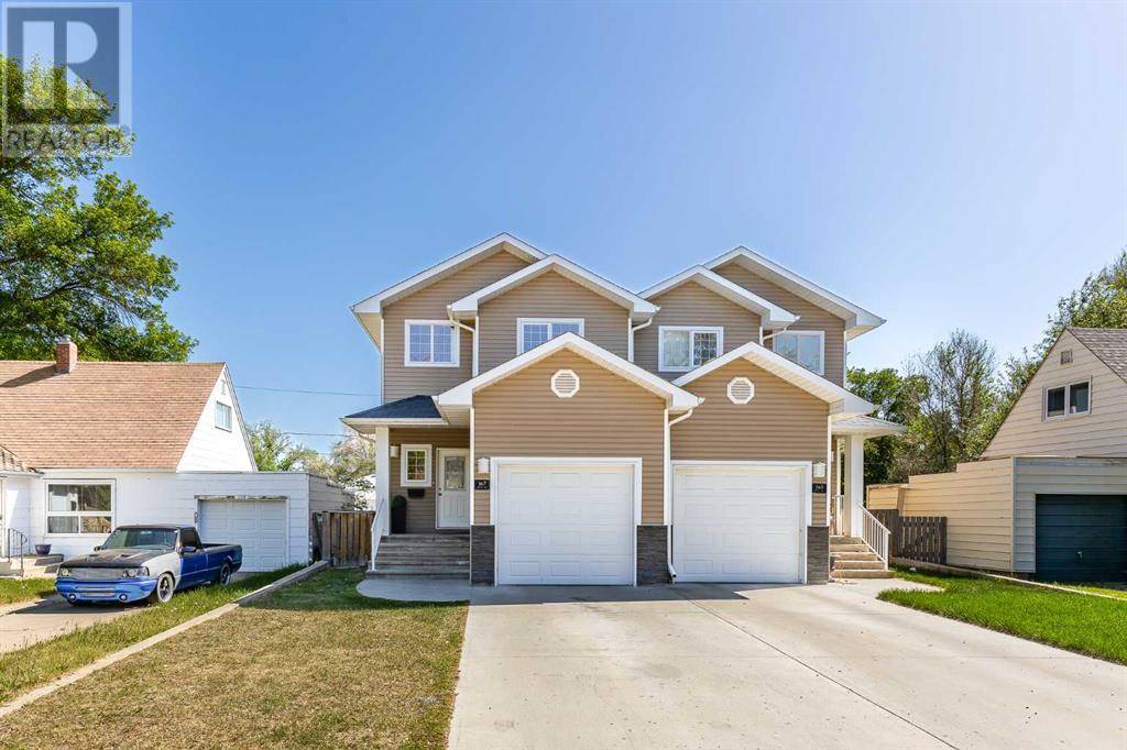 167 11 Street SE, Medicine Hat, AB T1A1S4