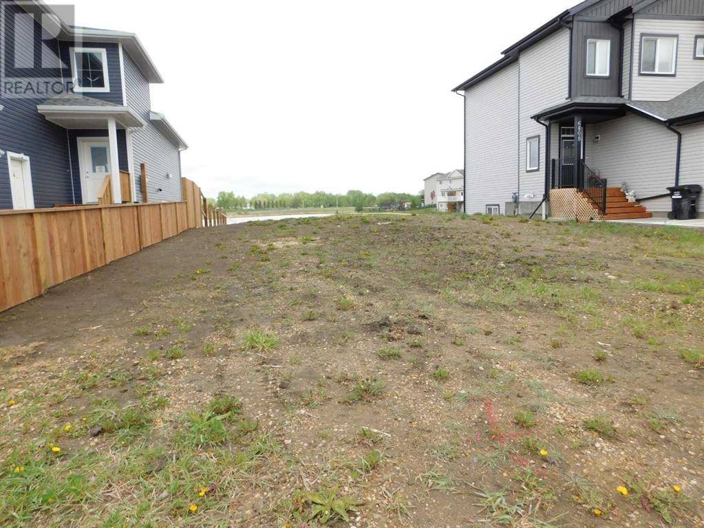 Camrose, AB T4V5G1,6810 50 Avenue