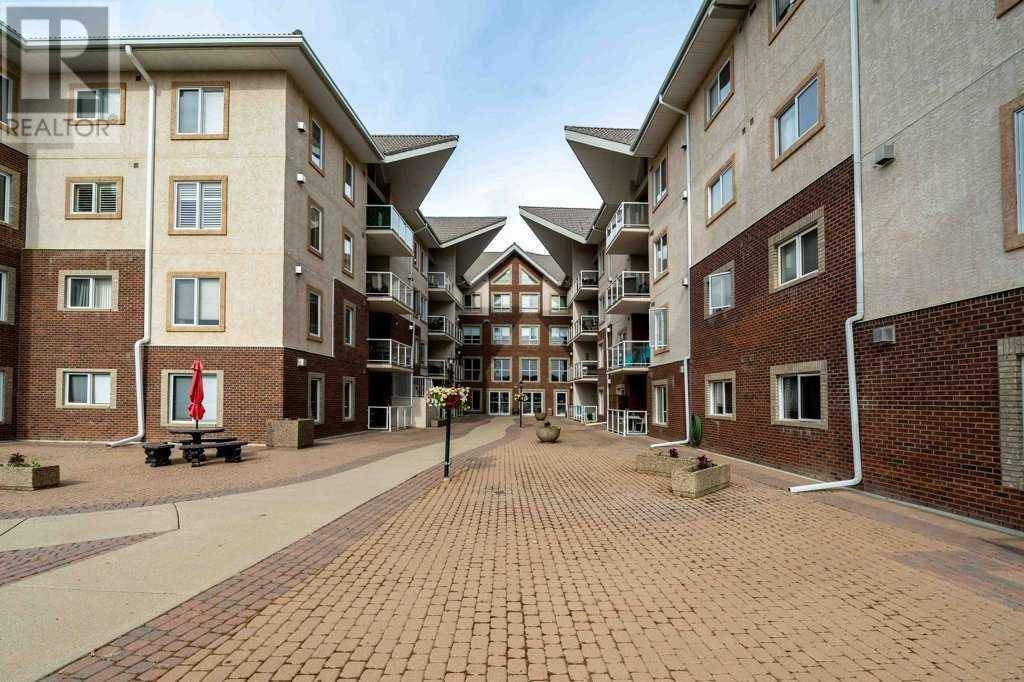 Medicine Hat, AB T1B4L2,322, 1182 Southview Drive SE