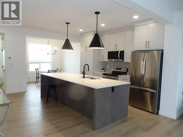 Sylvan Lake, AB T4S0V3,30 Inglis Crescent