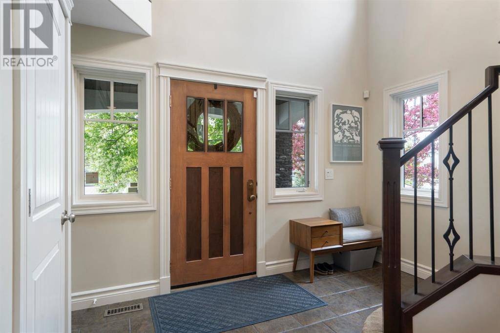 Calgary, AB T3H5W5,980 73 Street SW