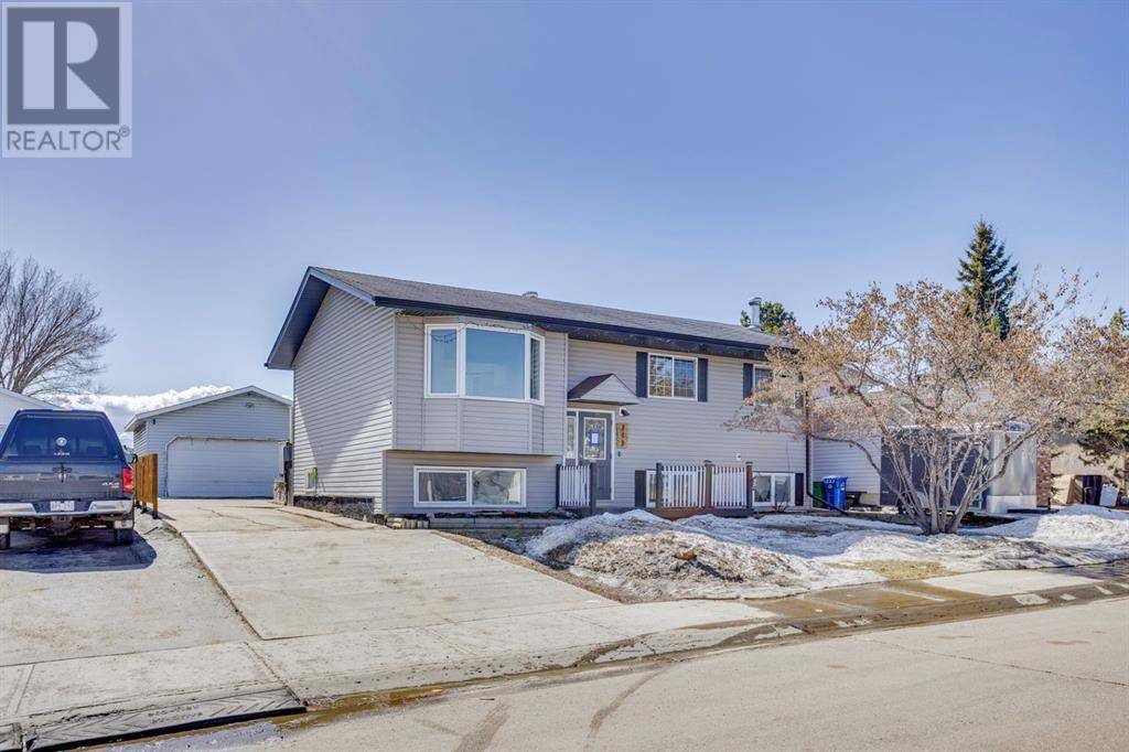 Fort Mcmurray, AB T9K1L7,149 Parmenter Crescent