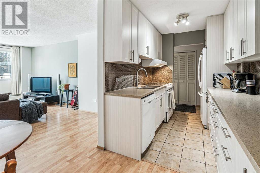 Calgary, AB T2N1C3,227, 1616 8 Avenue NW