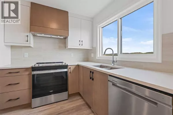 Calgary, AB T2X5R7,902 Wolf Willow Boulevard SE