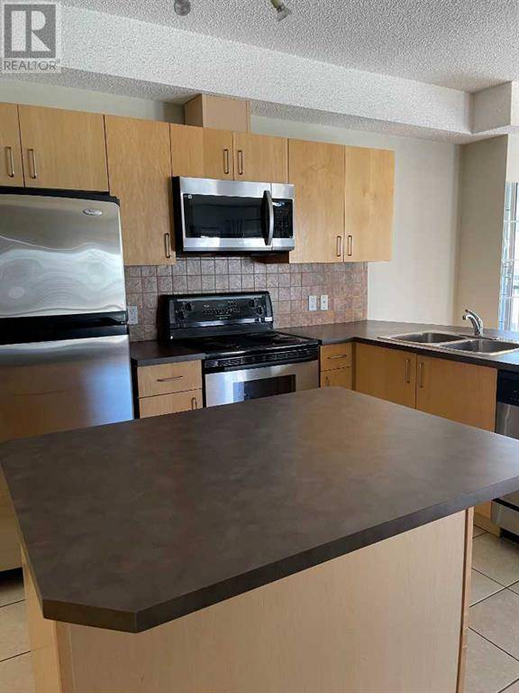 Calgary, AB T2G5R9,307, 108 15 Avenue SE