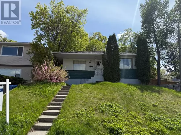 Calgary, AB T2T1A2,1729 25 Avenue SW