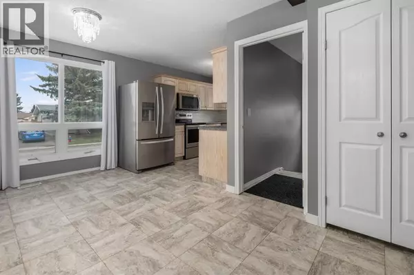Okotoks, AB T1S1C8,113 Thorson Crescent