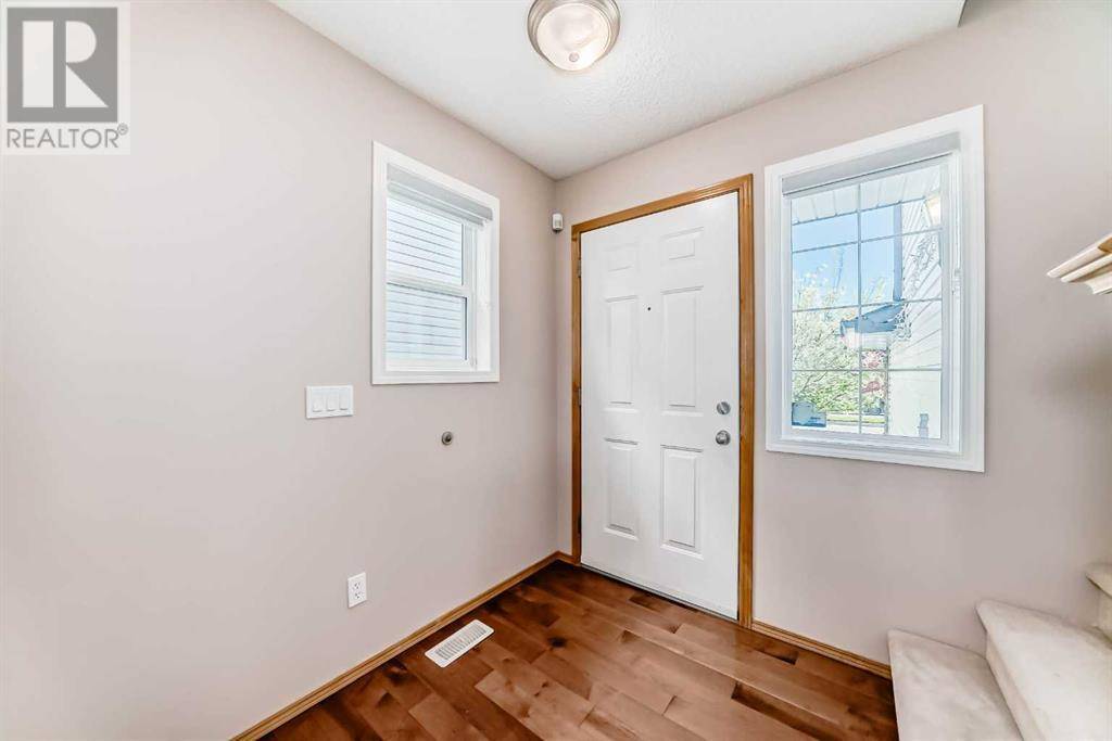Calgary, AB T3L2R8,173 Tusslewood Drive NW