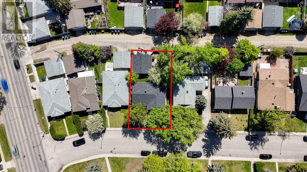 Calgary, AB T2V3C9,65 Hamlet Road SW