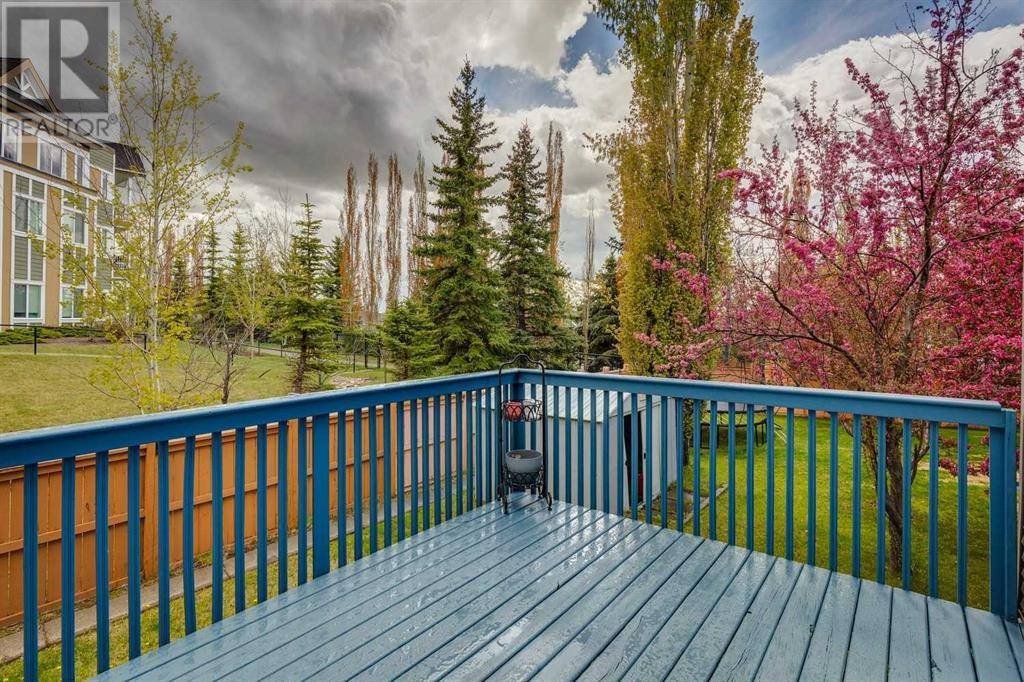 Calgary, AB T3G4P1,42 Rocky Ridge Circle NW