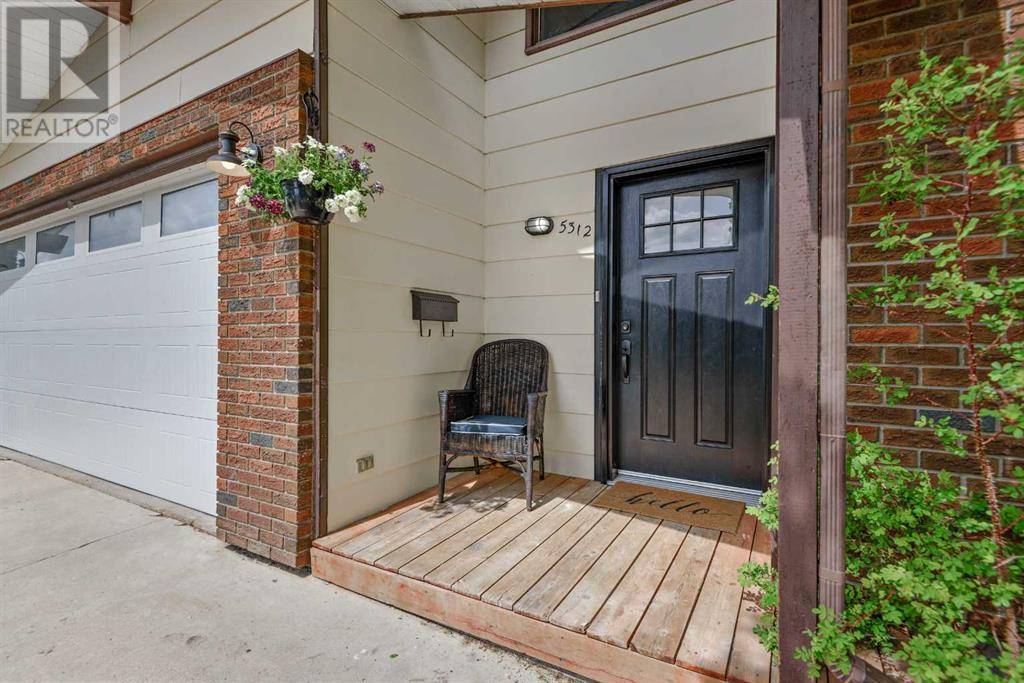 Rimbey, AB T0C2J0,5312 Drader Crescent