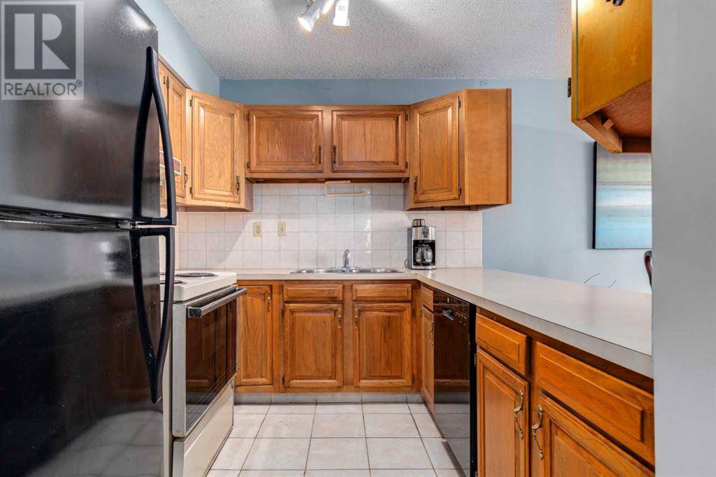 Calgary, AB T2R0P8,204, 330 15 Avenue SW