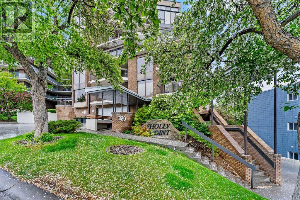 403, 320 Meredith Road NE, Calgary, AB T2E5A6