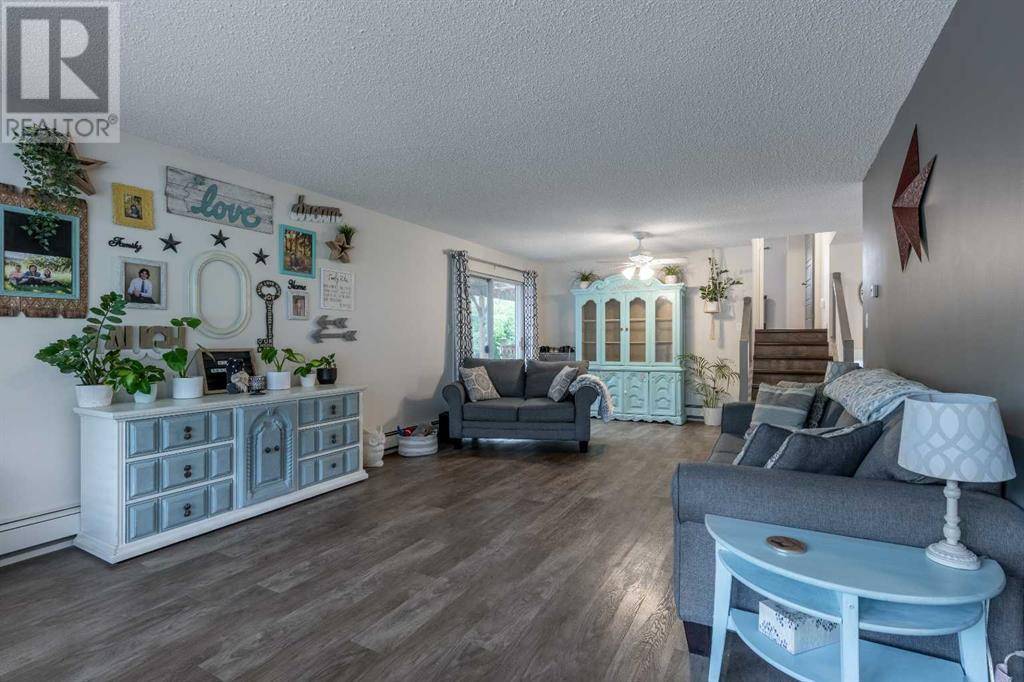 Coaldale, AB T1M1G2,1709 22 Avenue