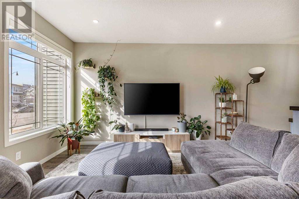 Chestermere, AB T1X1Z9,120 Dawson Drive