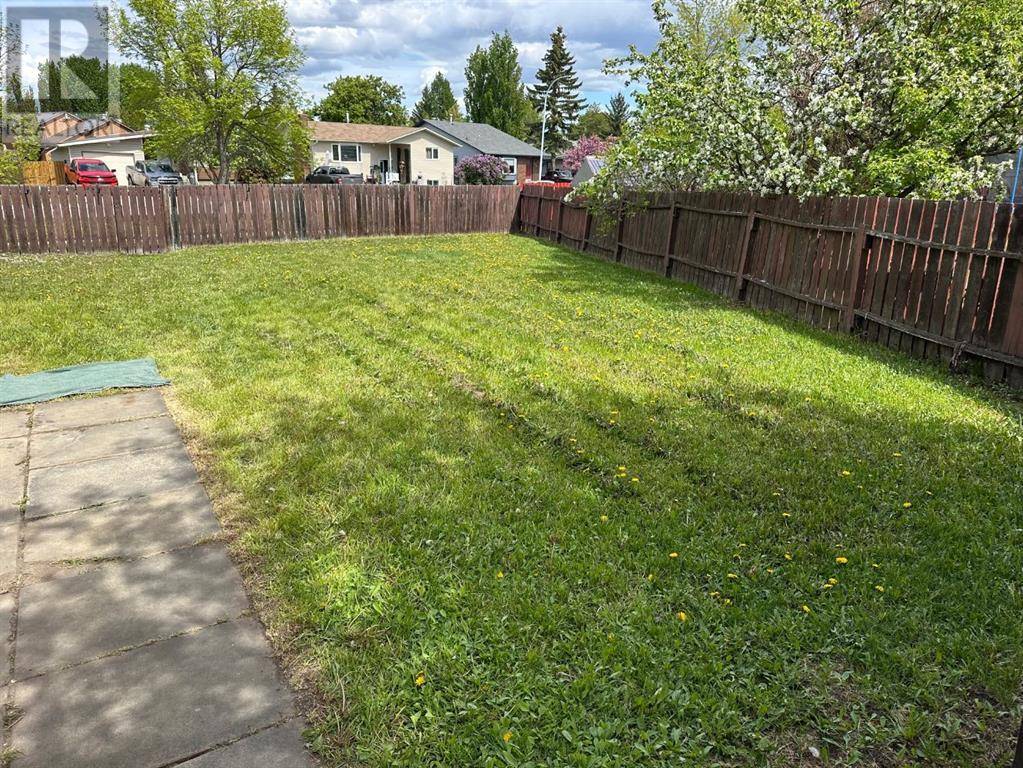 Grande Prairie, AB T8V5T6,7113 99A Street
