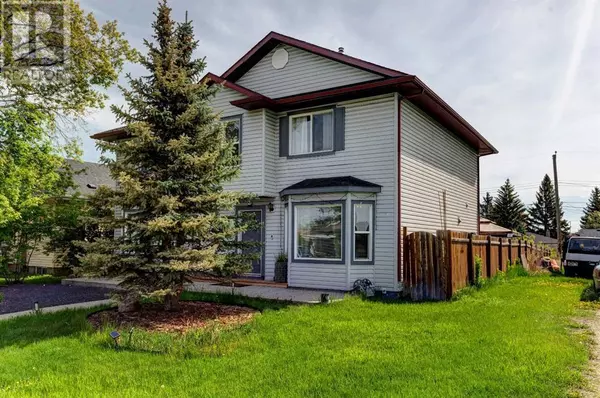 8034 24 Street SE, Calgary, AB T2C0Z3