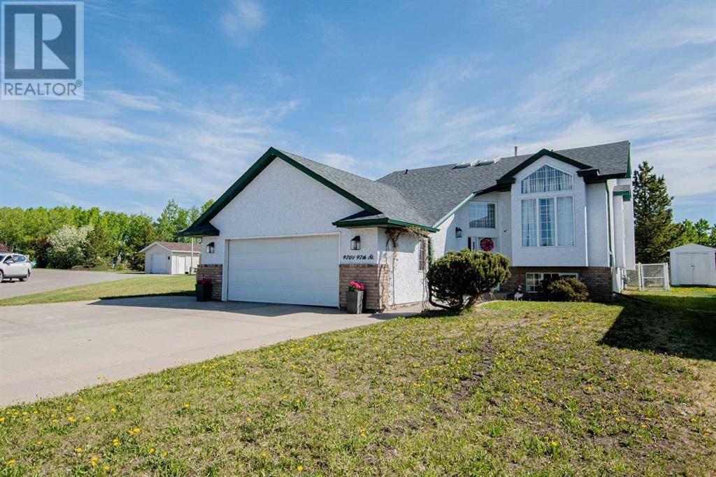 9701 97 Street, Sexsmith, AB T0H3C0