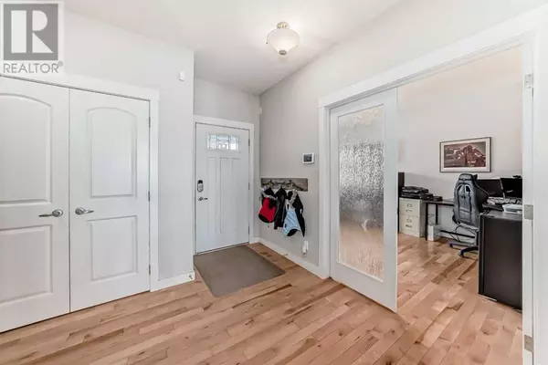 Cochrane, AB T4C0P9,18 Ridge View Place